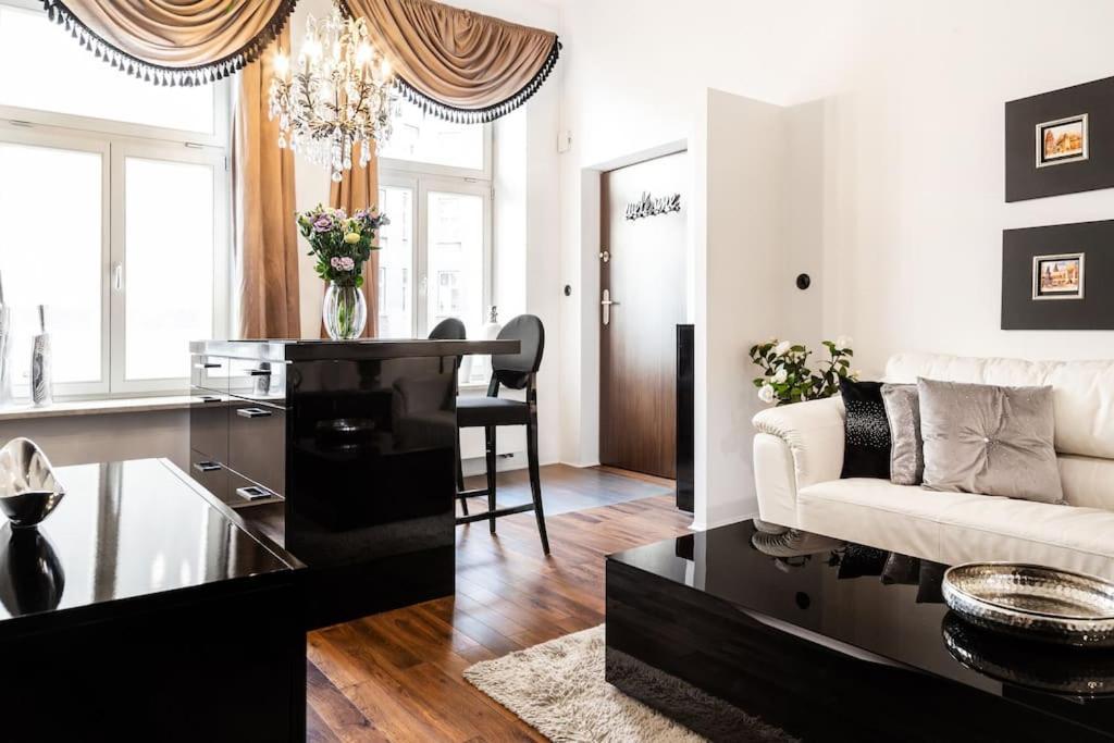 Househost Apartment:Lobzowska 22 Krakow Bagian luar foto